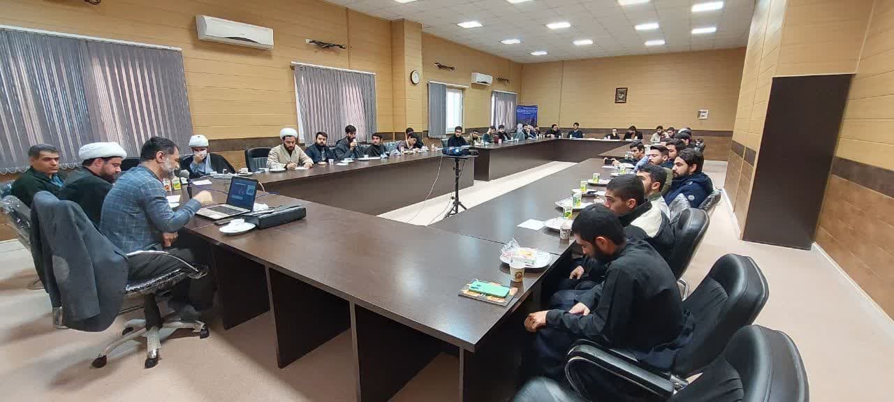 ???? نشست تبیینی با موضوع "دگرگوني نقش زن در خانواده و جامعه"  ???? سخنران محترم: دکتر نقي پور، معاون تحقيقات علوم پزشكي گيلان  چهارشنبه ۲۳ آذر ۱۴۰۱ مدرسه علمیه امیرالمومنین علیه السلام
